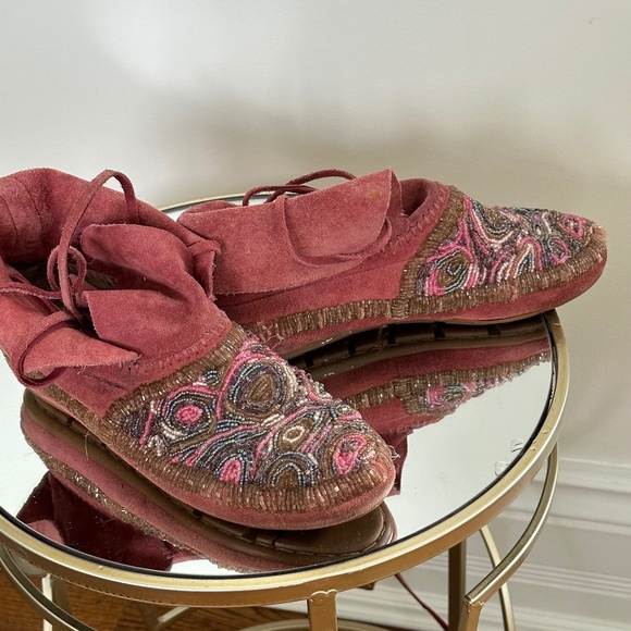 House of Harlow Beaded Moccasins - Picture 1 of 4
